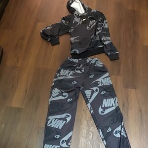 womens nike 2pc sweatsuit